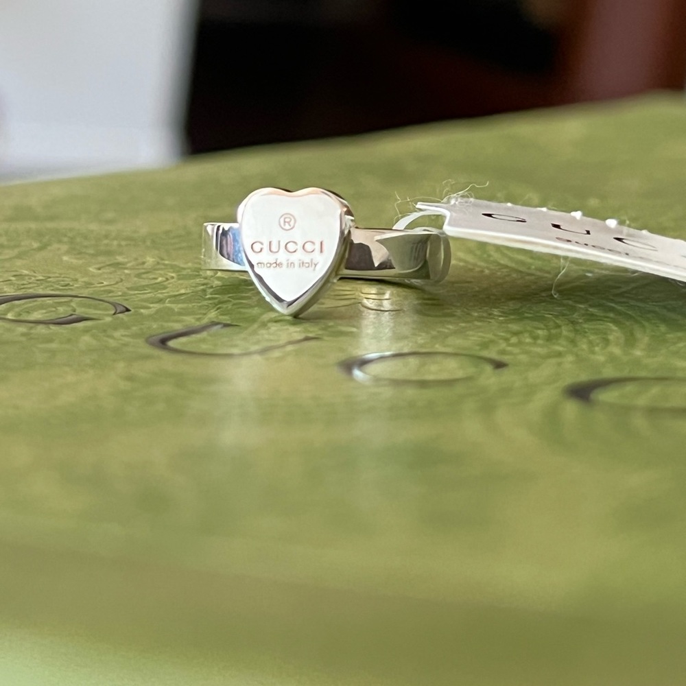Gucci Trademark Heart Ring